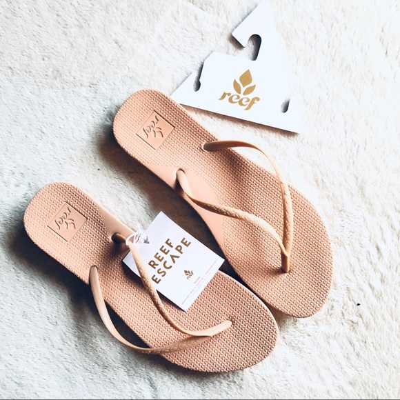 reef escape lux flip flops
